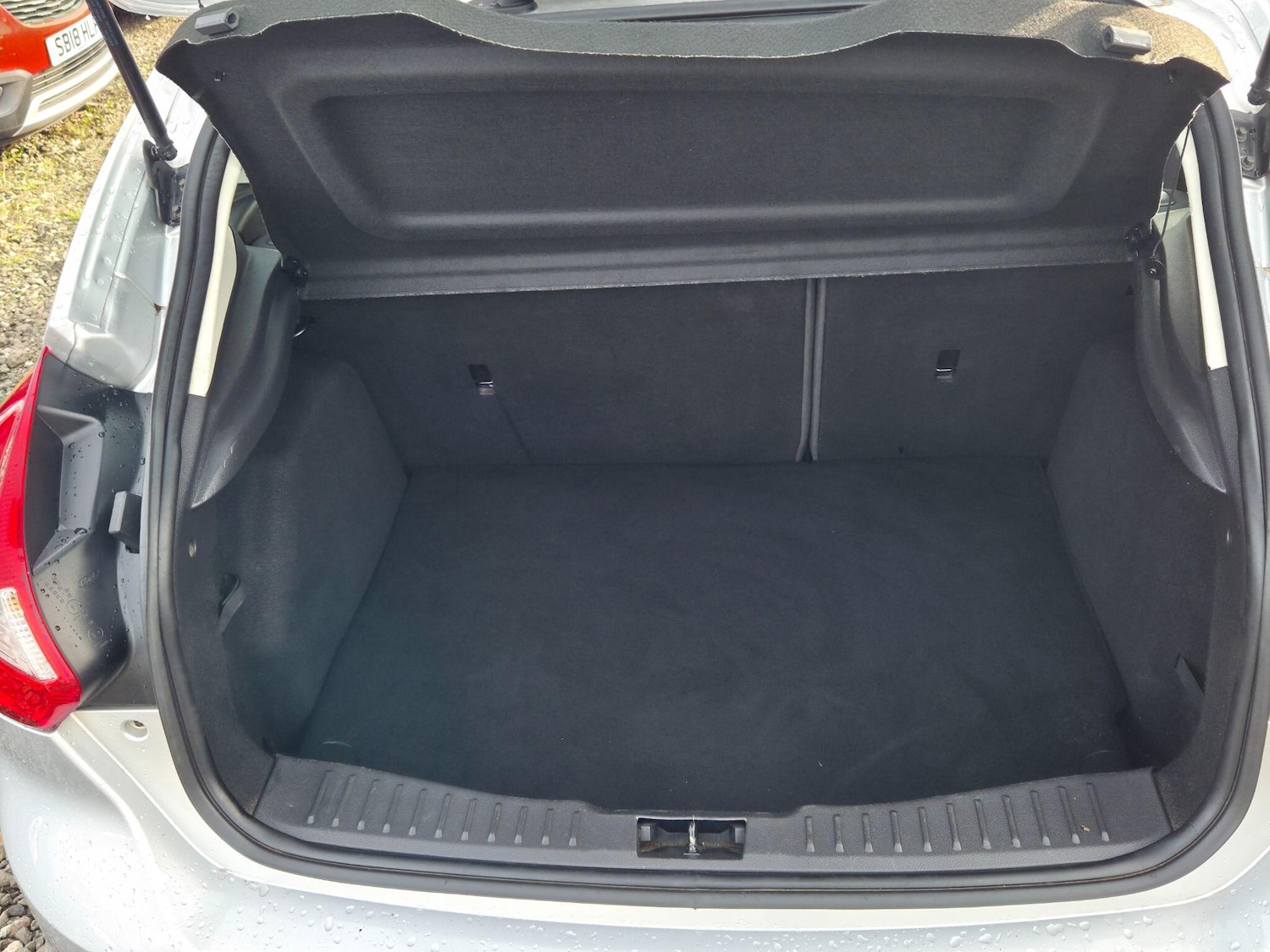 Used Ford Focus 2013 for sale - 76550083: Photo 17