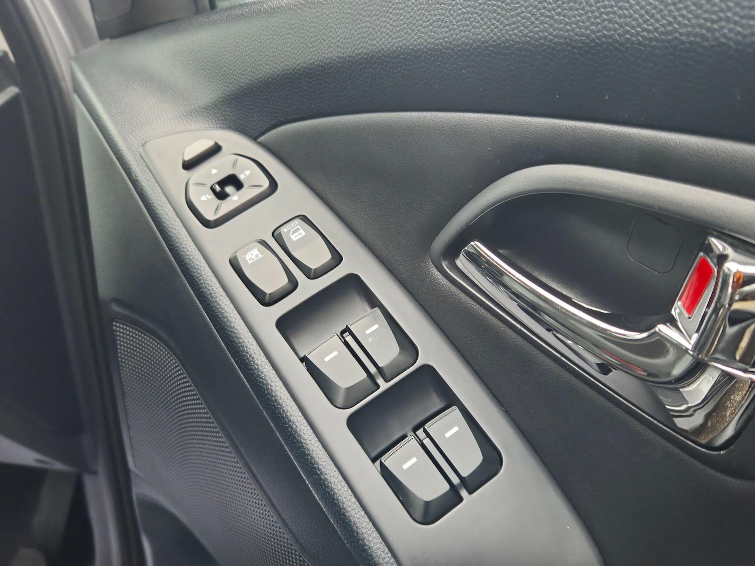 Used Hyundai Ix35 2012 for sale - 76377687: Photo 18