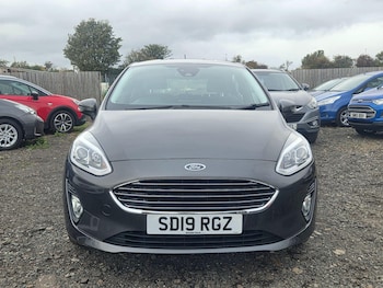 Used Ford Fiesta 2019 for sale - 76138400: Photo