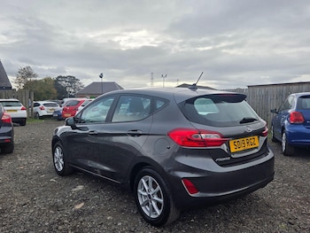Used Ford Fiesta 2019 for sale - 76138400: Photo