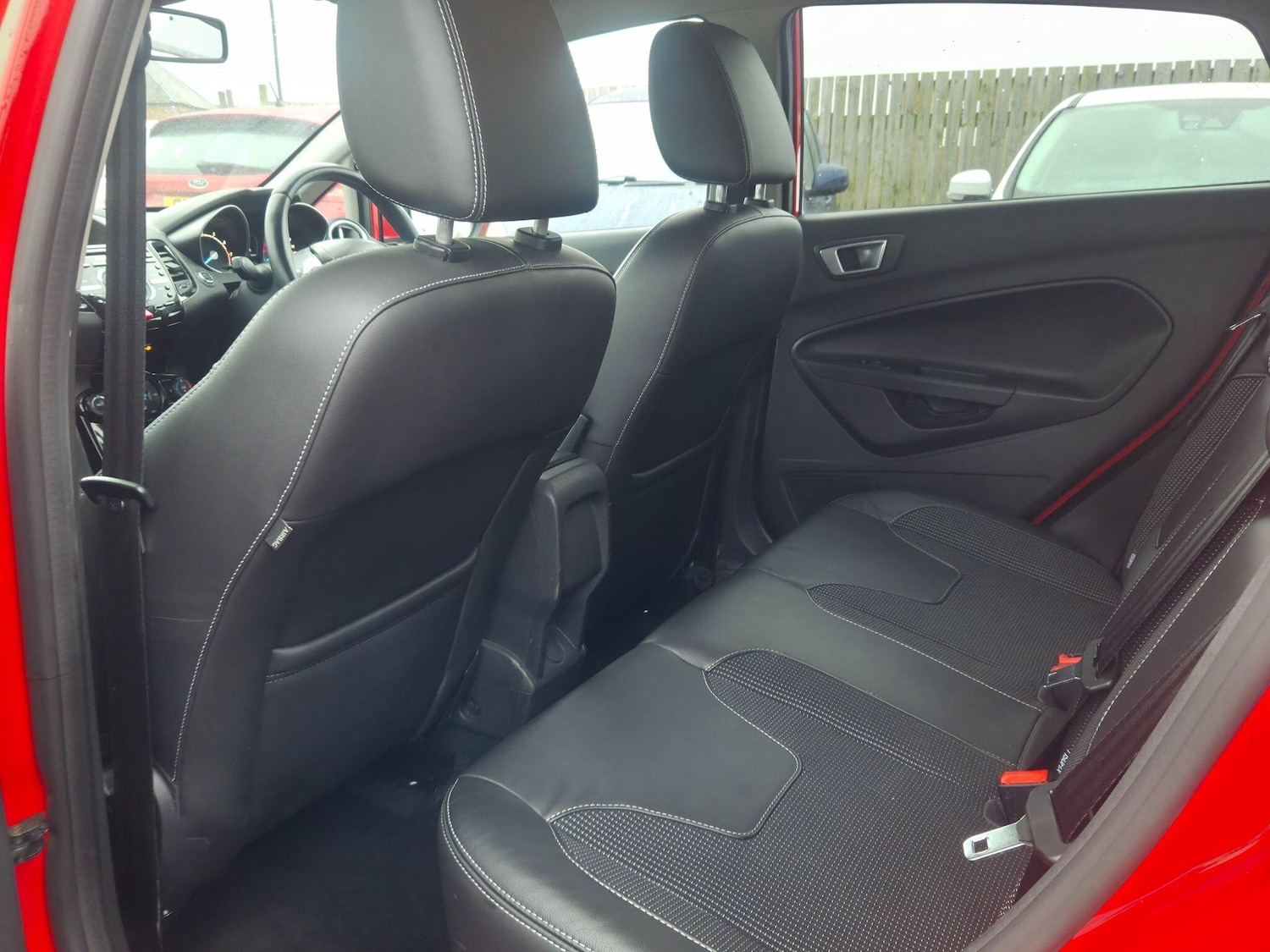 Used Ford Fiesta 2016 for sale - 77057316: Photo 11