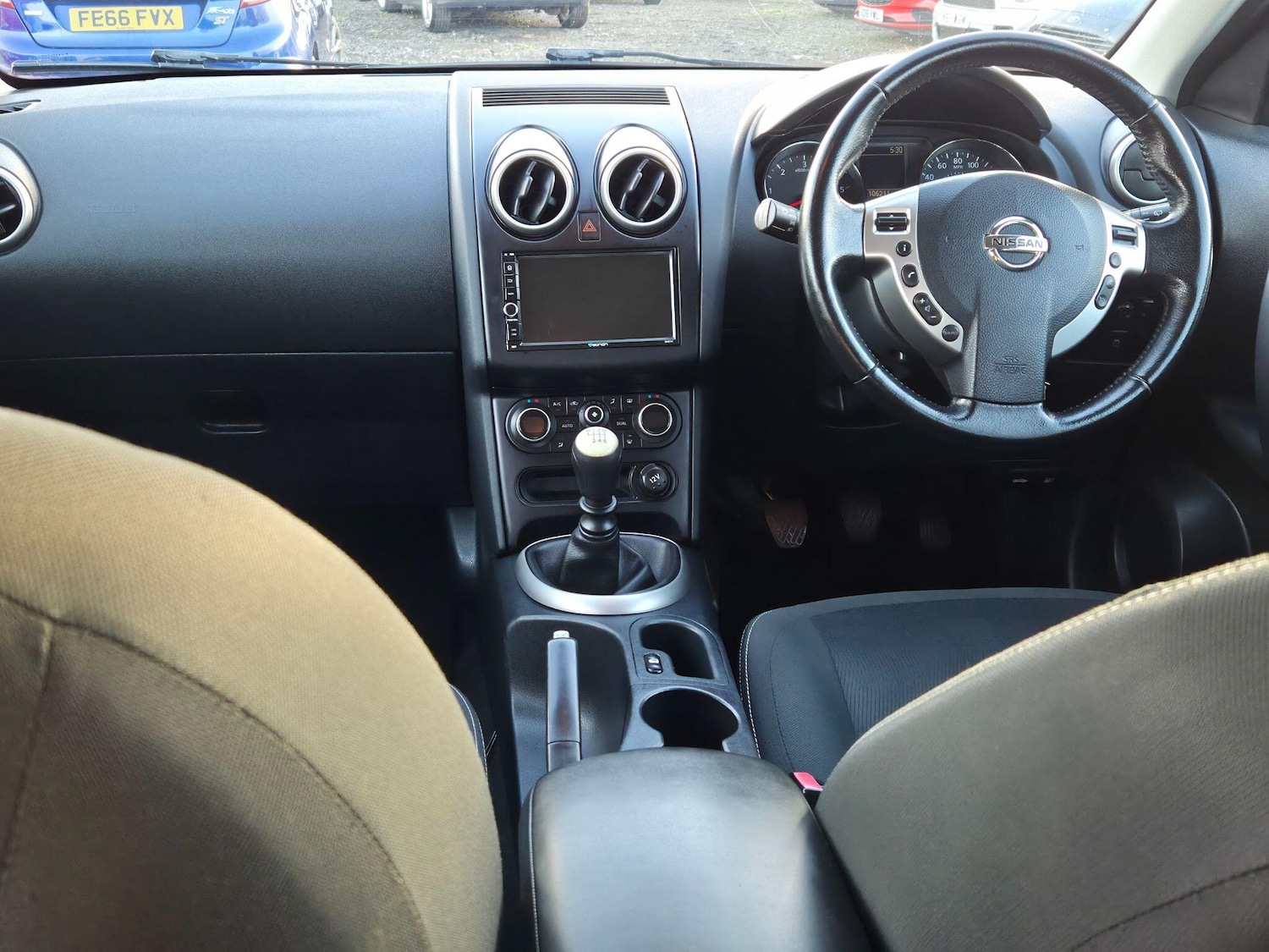 Used Nissan Qashqai 2011 for sale - 76839738: Photo 10