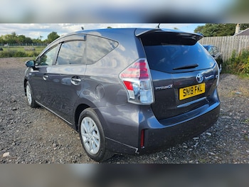 Used Toyota Prius+ 2018 for sale - 75298060: Photo