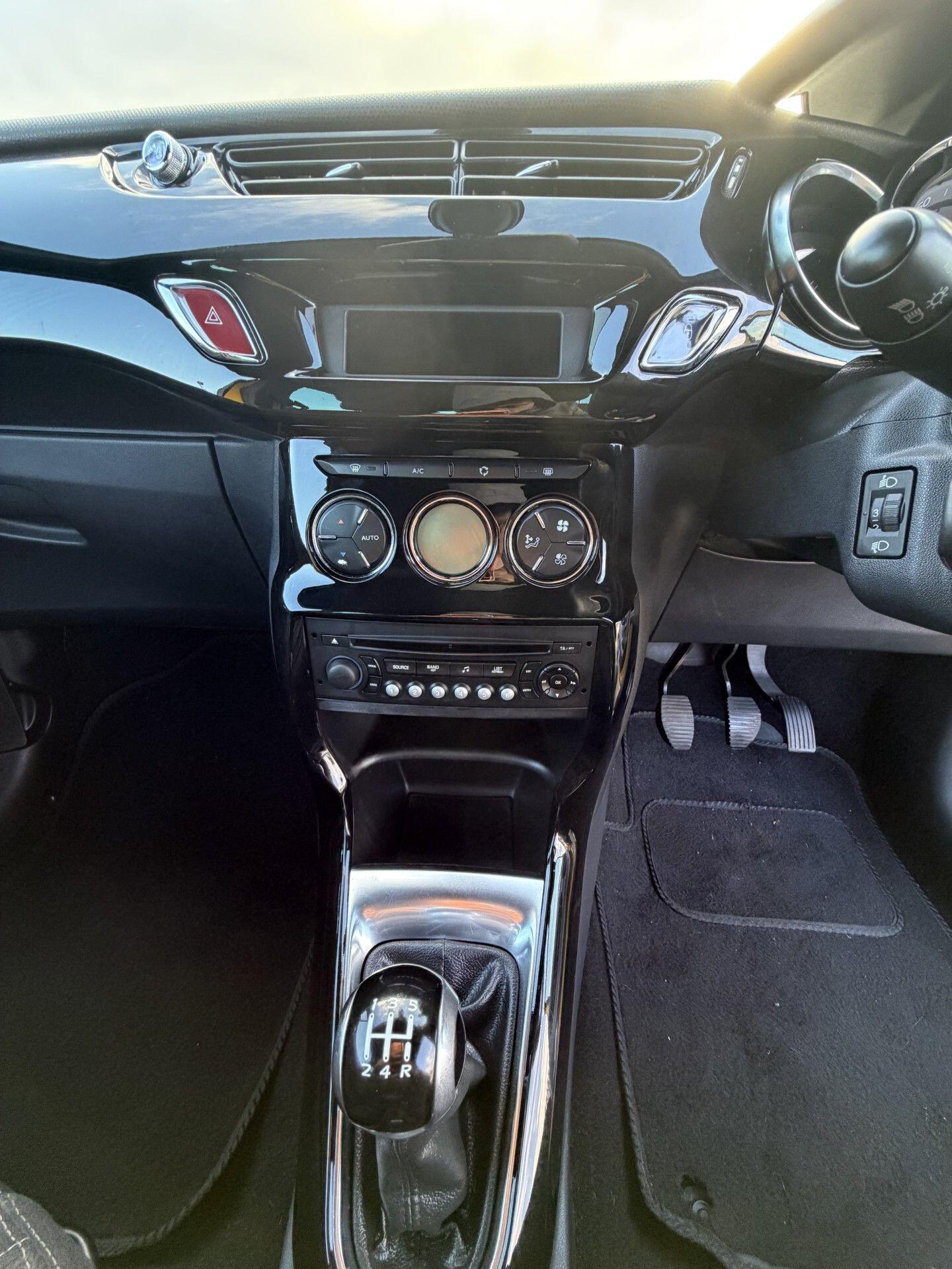 Used Citroen DS3 2012 for sale - 76539114: Photo 13