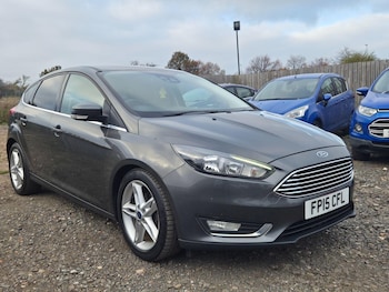 2015 (15) - 1.0T EcoBoost Titanium Euro 6 (s/s) 5dr