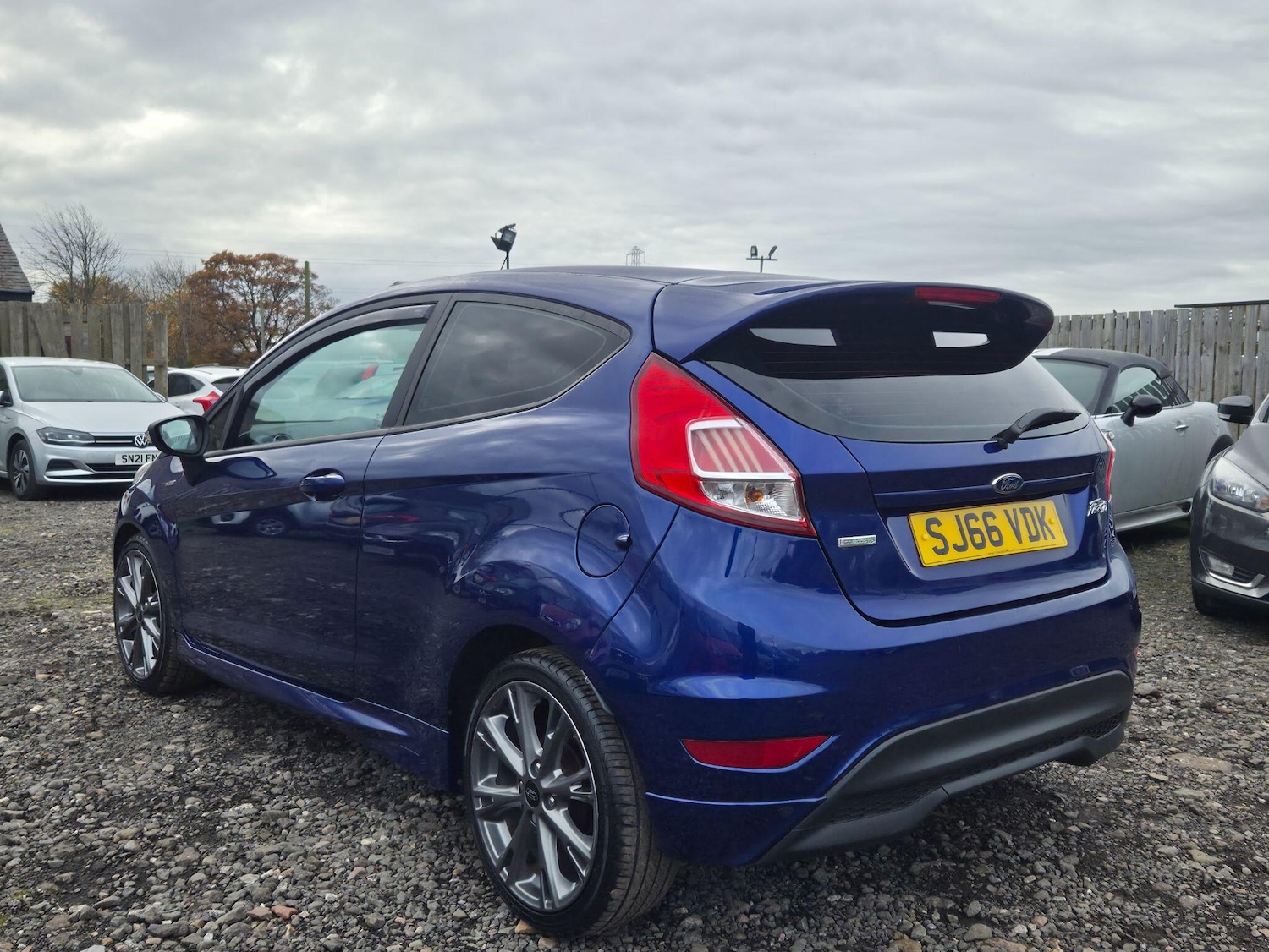 Used Ford Fiesta 2016 for sale - 76377322: Photo 4