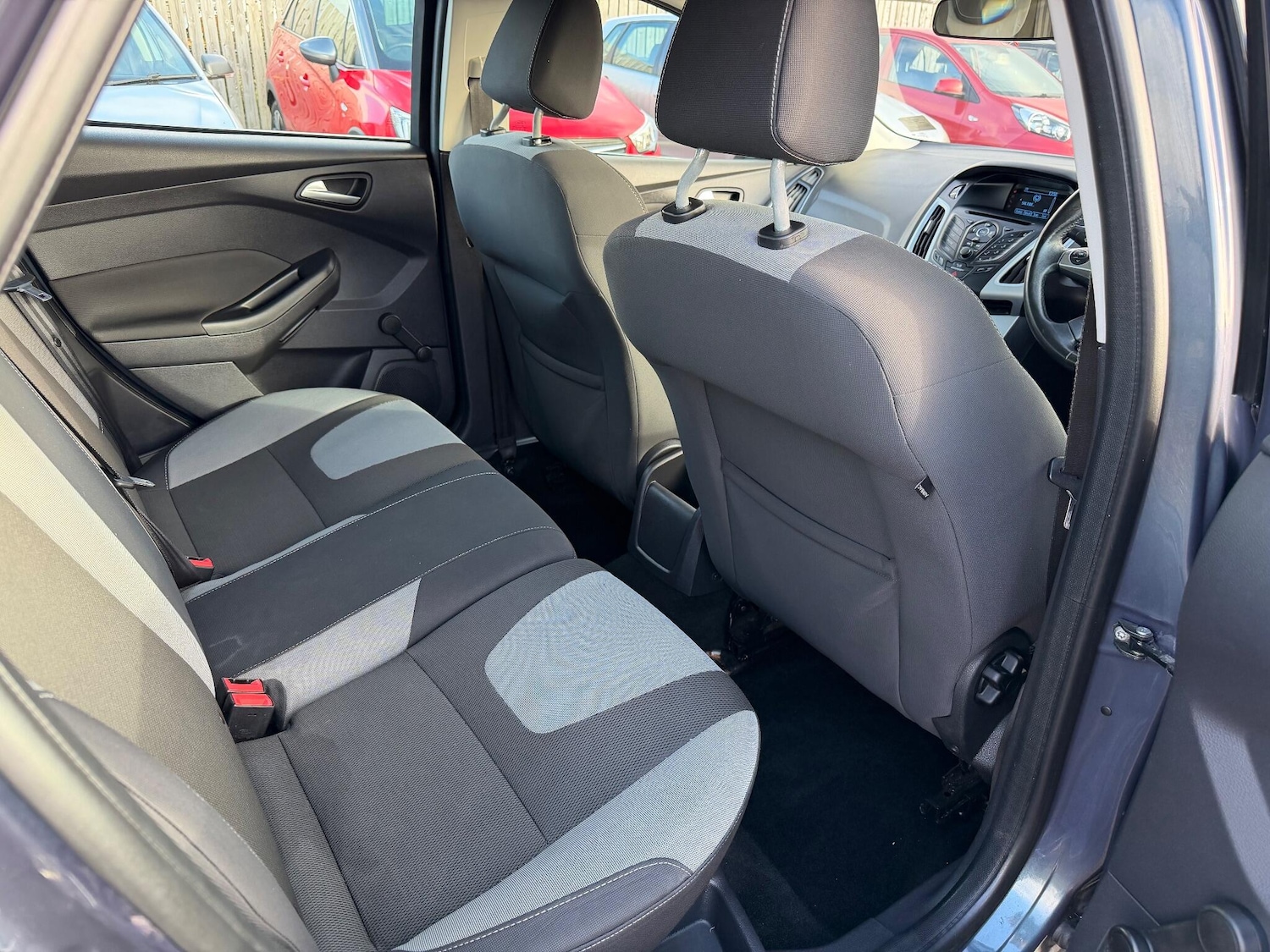 Used Ford Focus 2013 for sale - 76398264: Photo 9