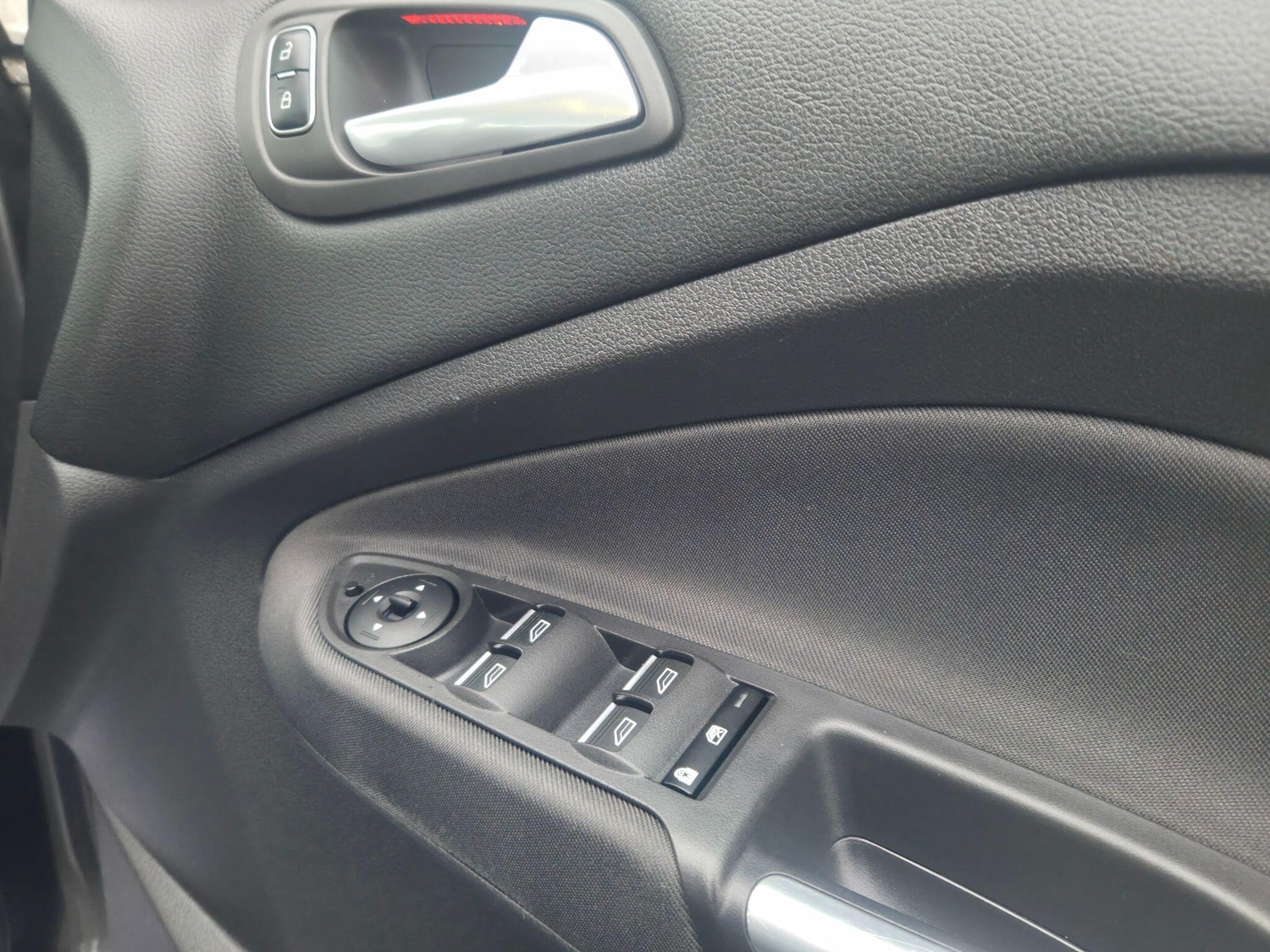 Used Ford C-Max 2017 for sale - 76801487: Photo 15