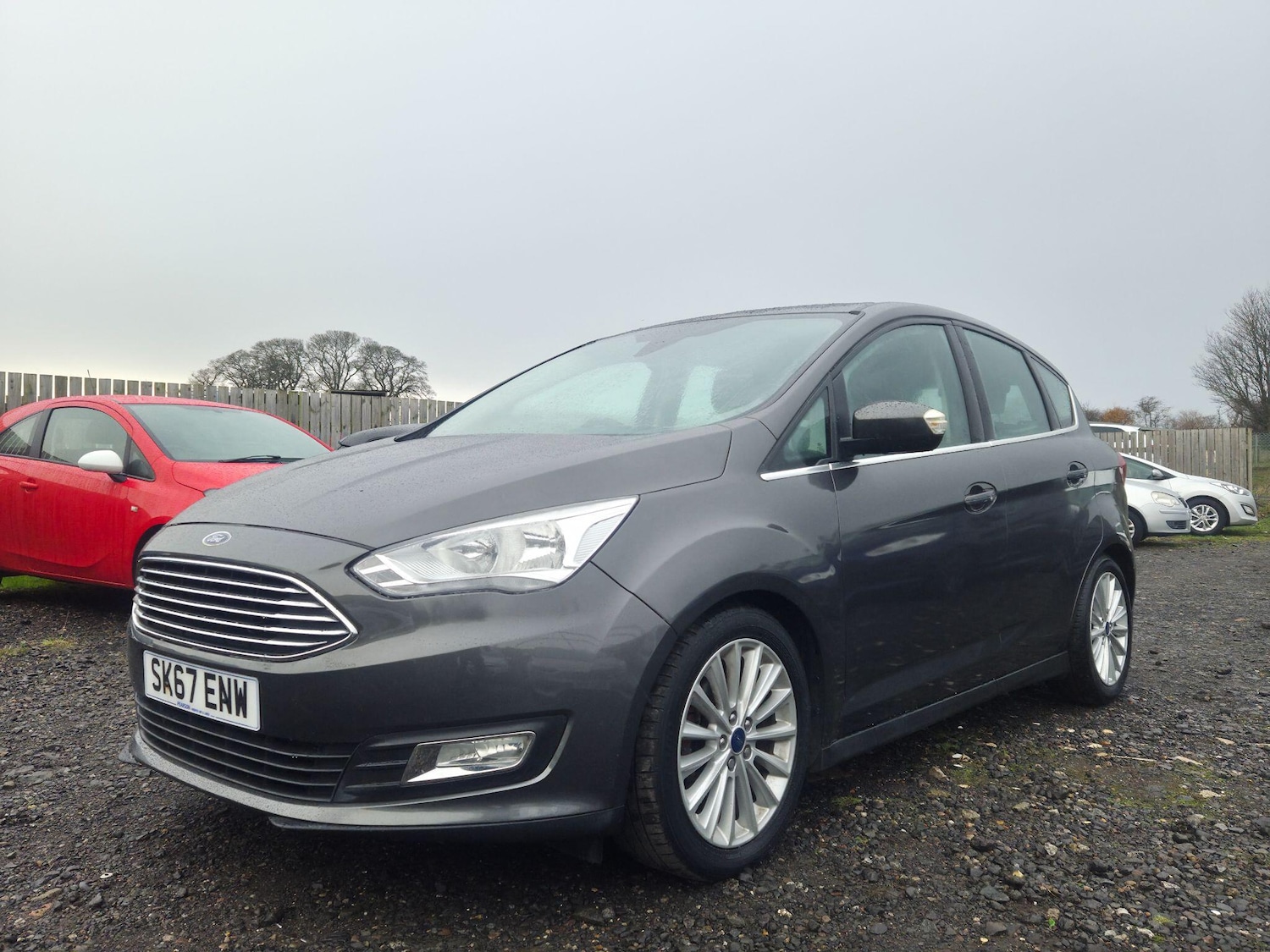 Used Ford C-Max 2017 for sale - 76801487: Photo 3