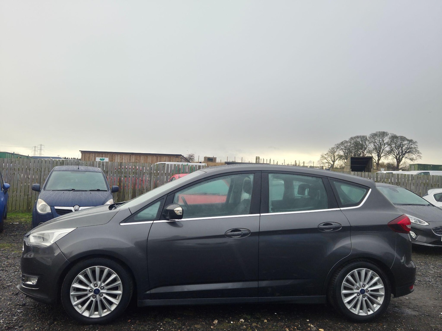 Used Ford C-Max 2017 for sale - 76801487: Photo 6
