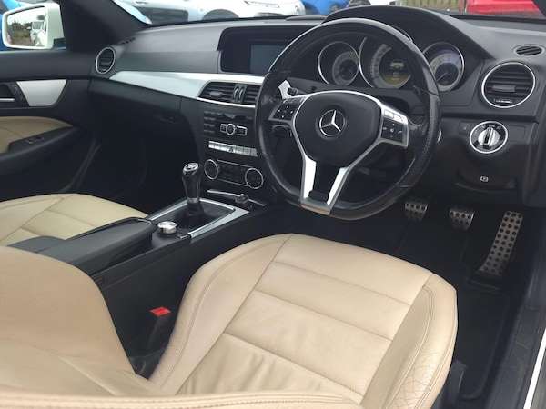 Used Mercedes-Benz C-Class 2012 for sale - 76174592: Photo 10