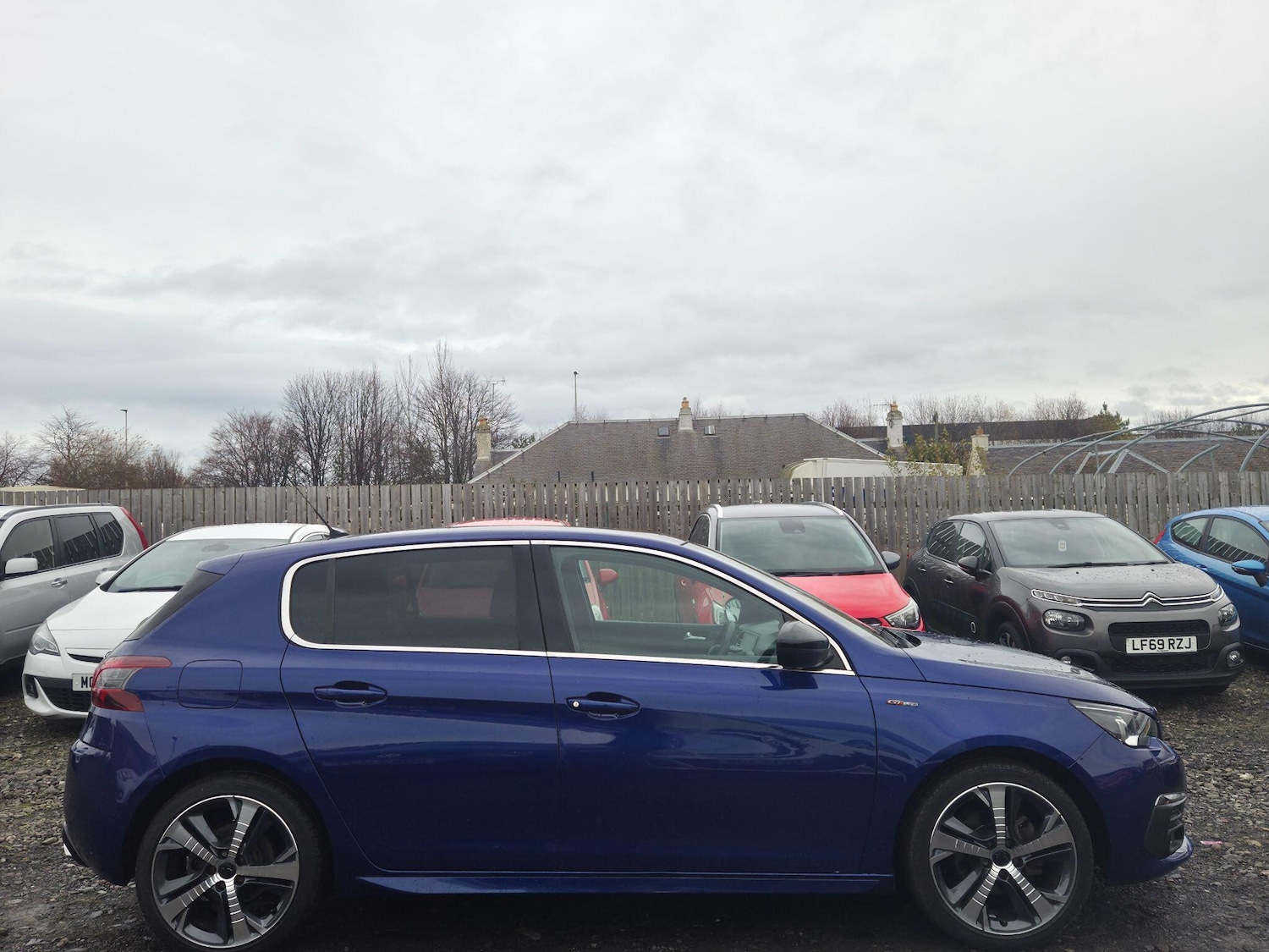 Used Peugeot 308 2018 for sale - 76752799: Photo 8