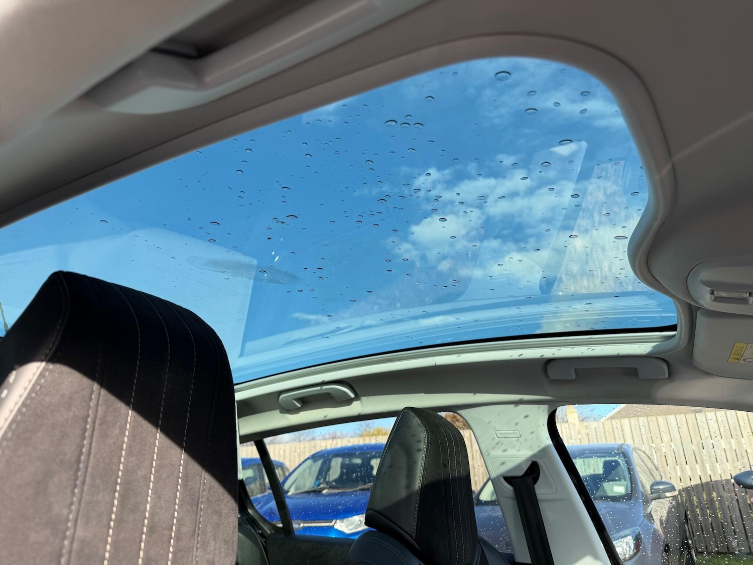 Used Peugeot 308 2014 for sale - 76538838: Photo 12