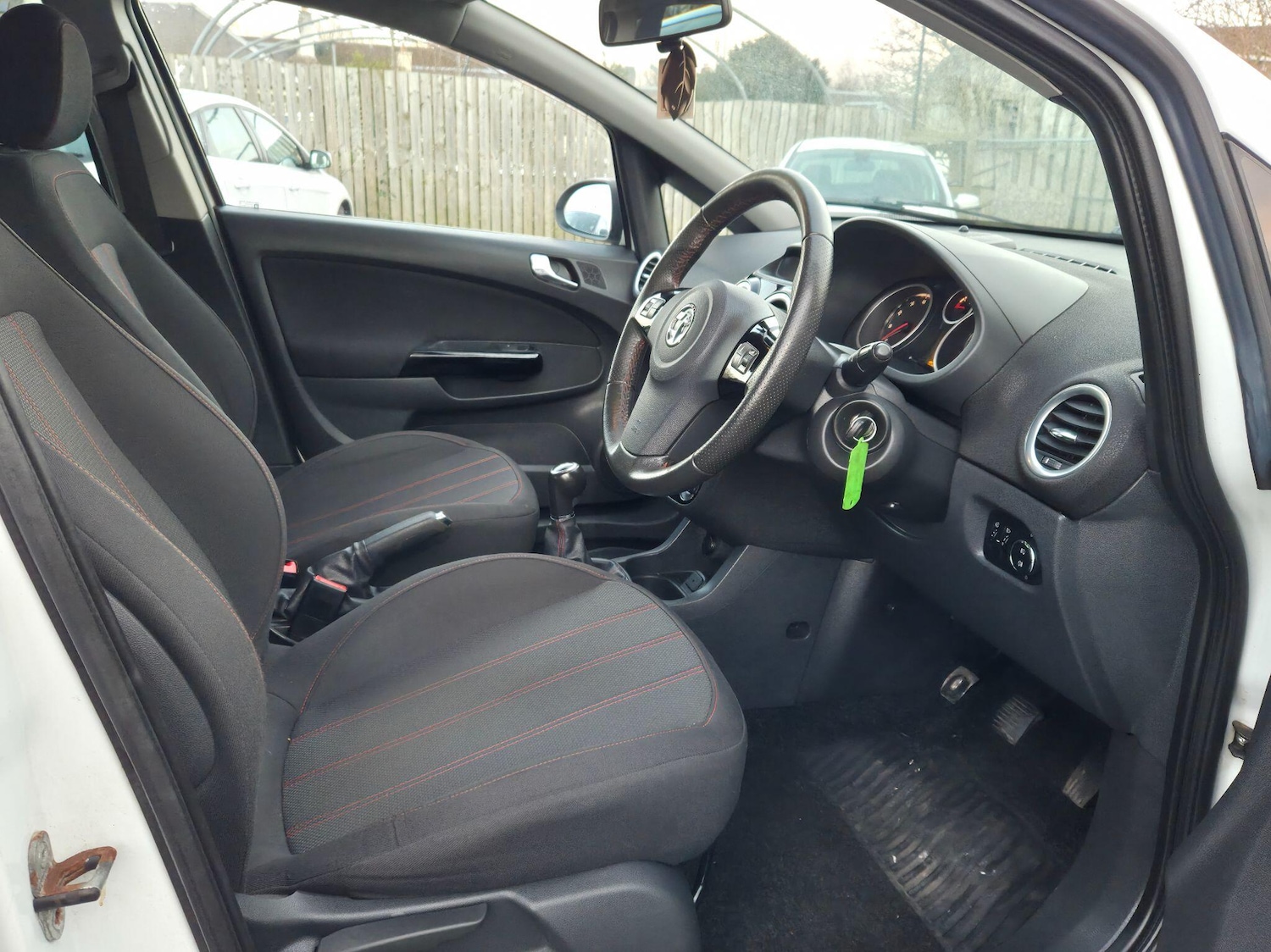 Used Vauxhall Corsa 2012 for sale - 76975838: Photo 10