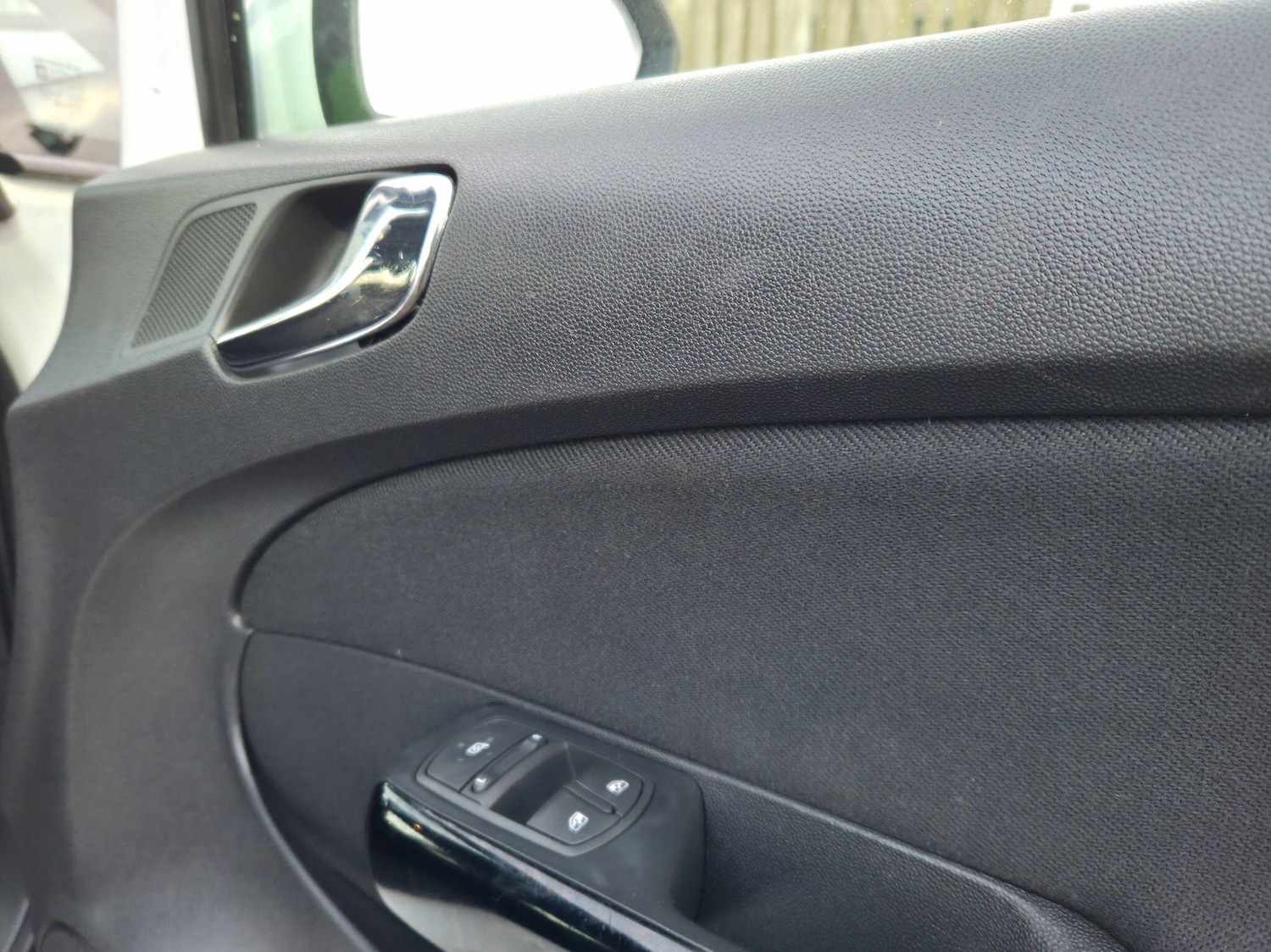 Used Vauxhall Corsa 2012 for sale - 76975838: Photo 14