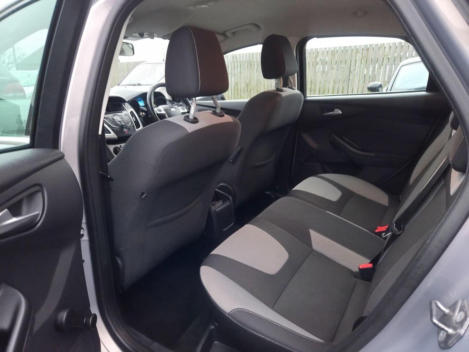 Used Ford Focus 2014 for sale - 77131208: Photo 12