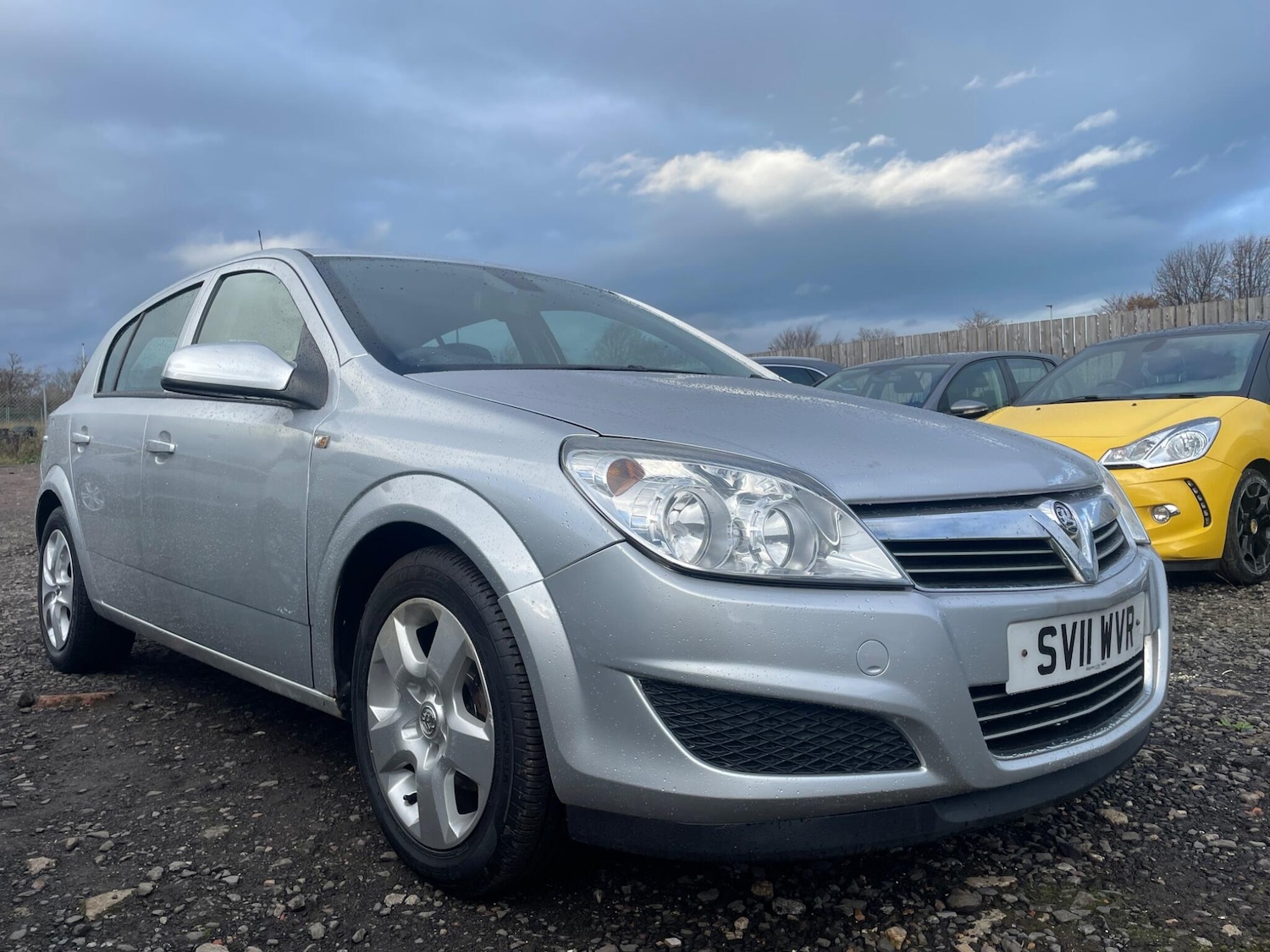 Used Vauxhall Astra 2011 for sale - 76377954: Photo 1