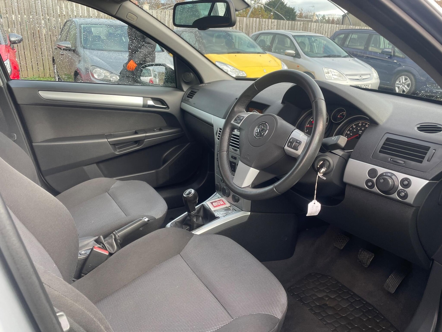 Used Vauxhall Astra 2011 for sale - 76377954: Photo 8