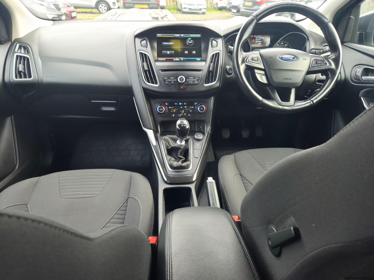 Used Ford Focus 2015 for sale - 76539055: Photo 11