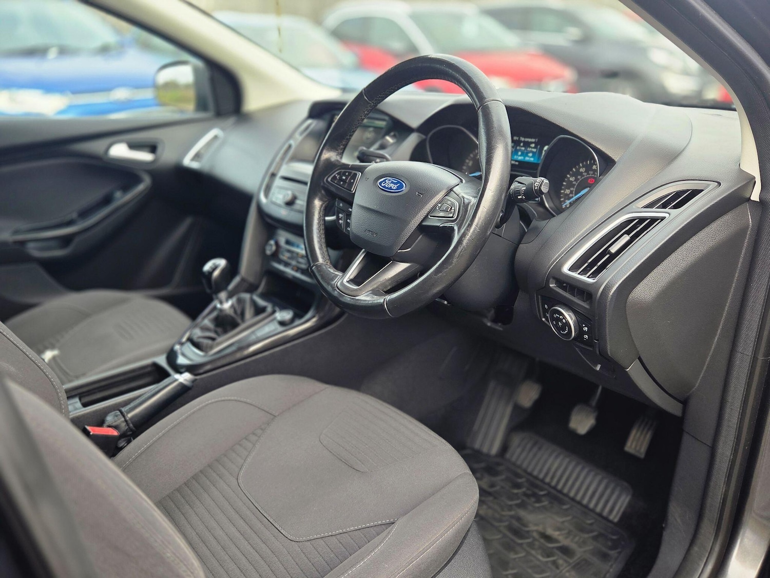 Used Ford Focus 2015 for sale - 76539055: Photo 13