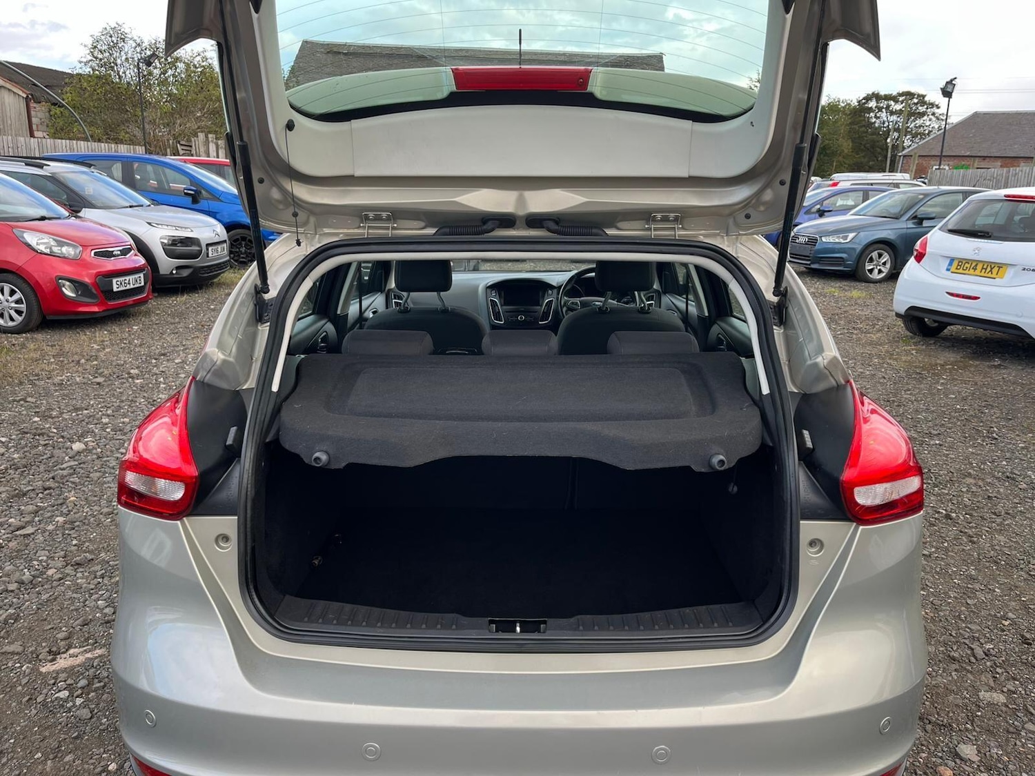 Used Ford Focus 2015 for sale - 76645764: Photo 12