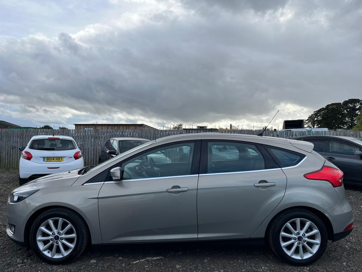 Used Ford Focus 2015 for sale - 76645764: Photo 5