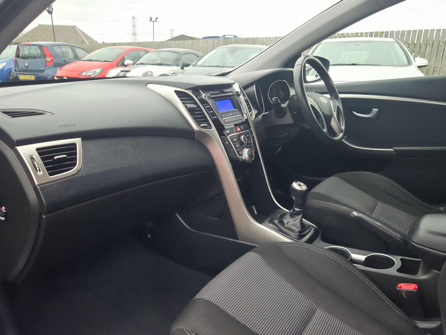 Used Hyundai i30 2012 for sale - 76752424: Photo 11