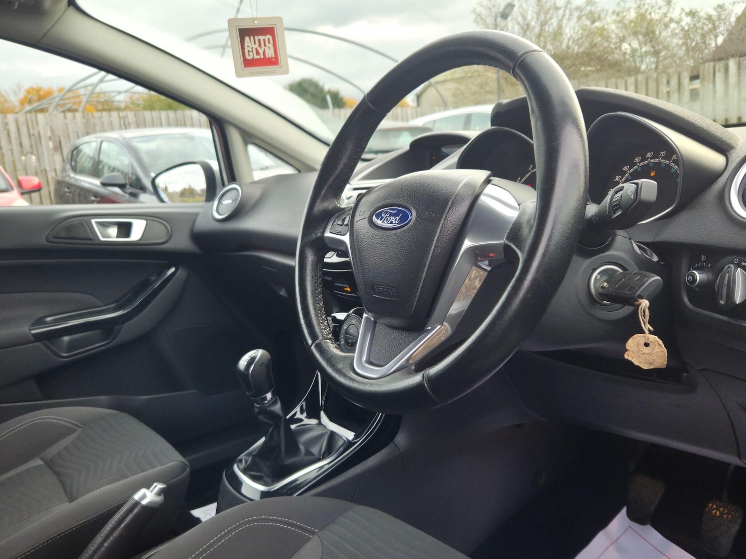 Used Ford Fiesta 2013 for sale - 76378017: Photo 13