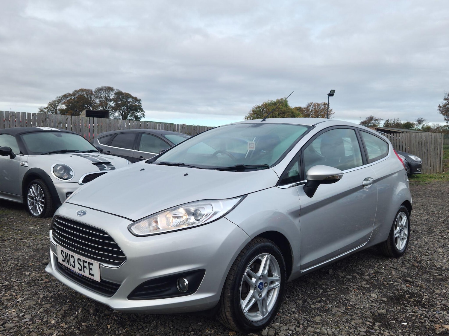 Used Ford Fiesta 2013 for sale - 76378017: Photo 3