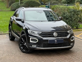 Used Volkswagen T-Roc 2018 for sale - 78880065: Photo