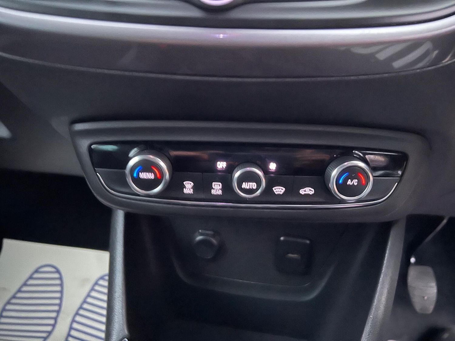 Used Vauxhall Crossland X 2020 for sale - 76607155: Photo 14