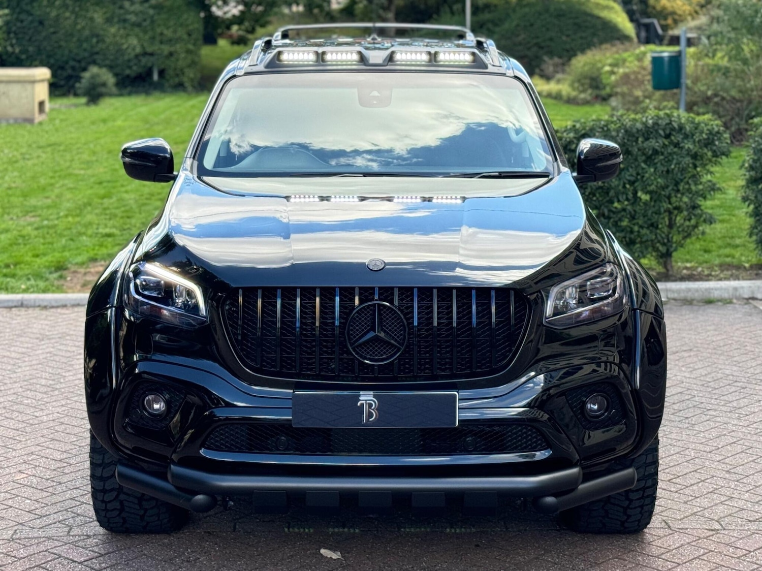 Used Mercedes-Benz X Class 2019 for sale - 75927930: Photo 2