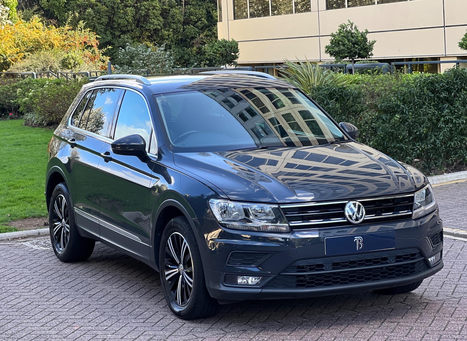 Used Volkswagen Tiguan 2018 for sale - 76456971: Photo 10