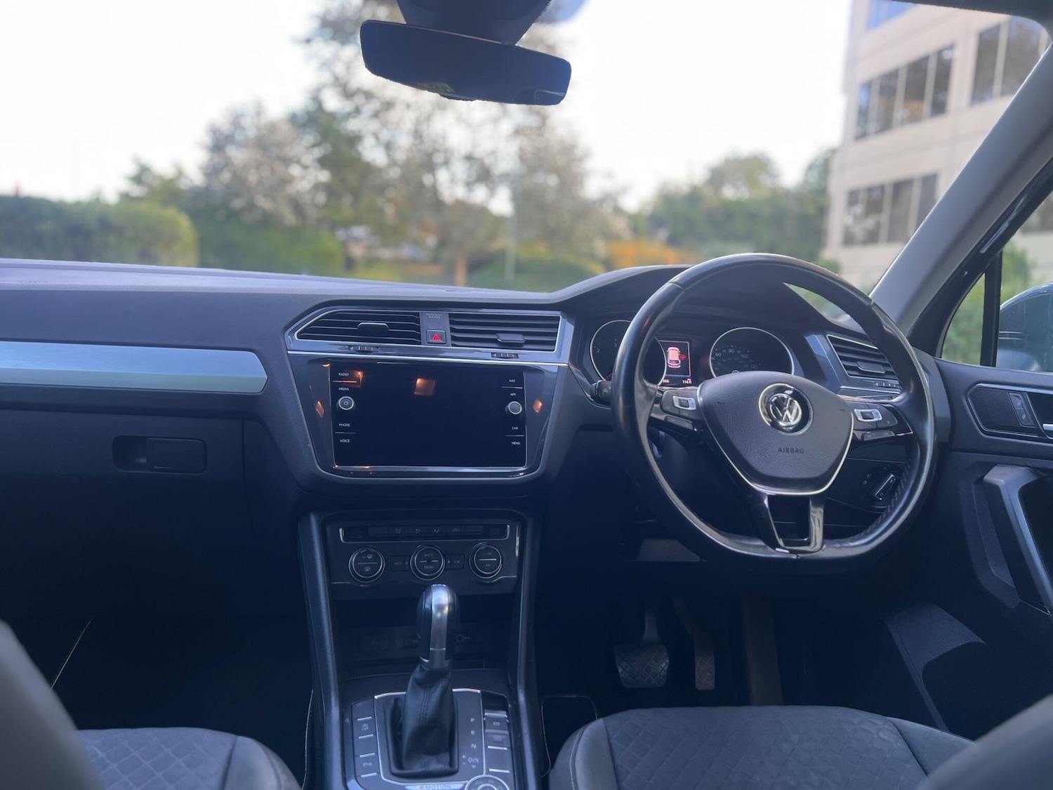 Used Volkswagen Tiguan 2018 for sale - 76456971: Photo 23