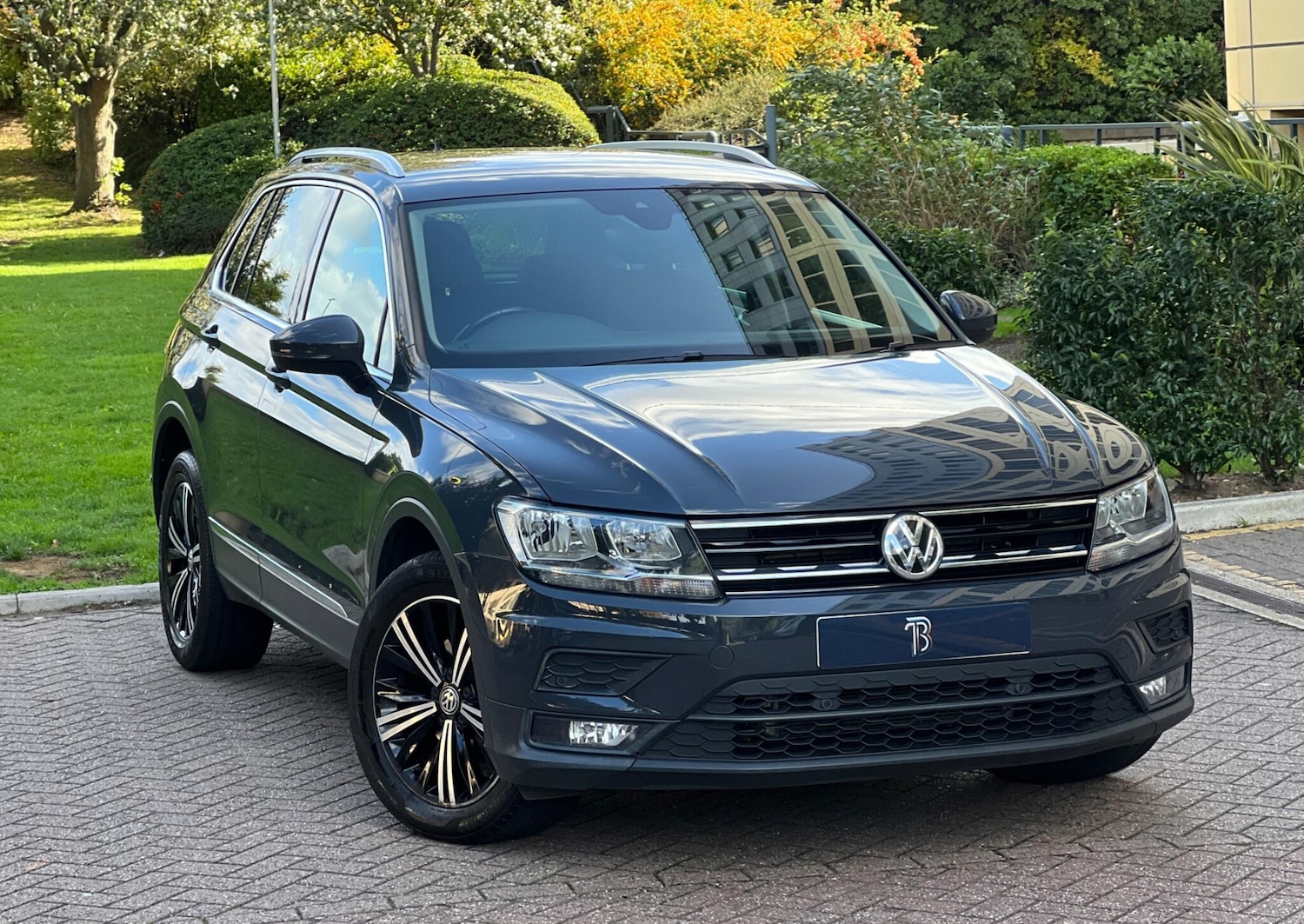 Used Volkswagen Tiguan 2018 for sale - 76456971: Photo 5