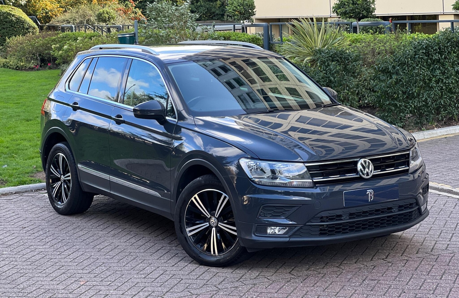 Used Volkswagen Tiguan 2018 for sale - 76456971: Photo 6