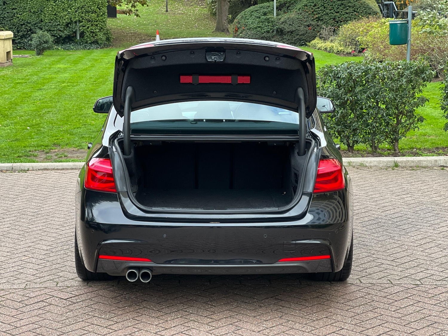 Used BMW 3 Series 2016 for sale - 76607978: Photo 32