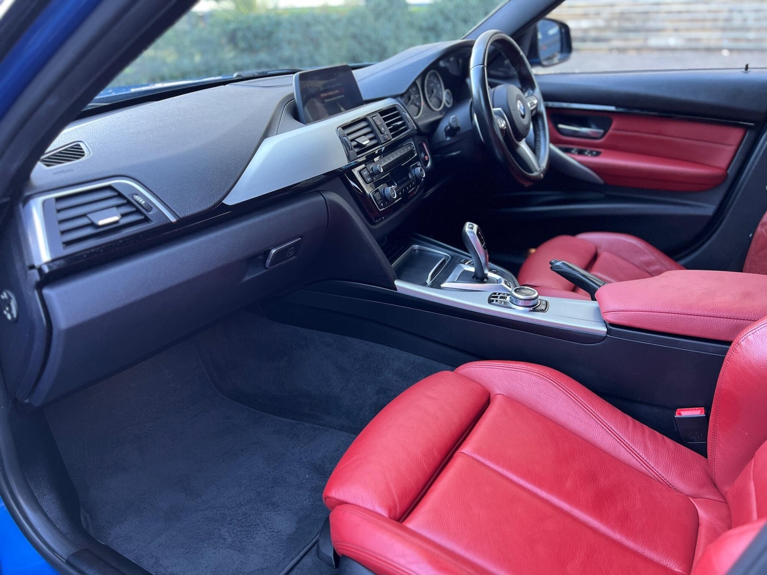 Used BMW 3 Series 2018 for sale - 76839557: Photo 34