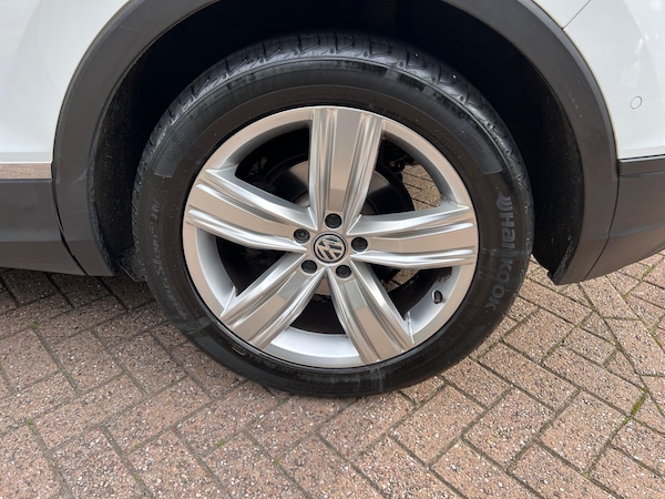 Used Volkswagen Tiguan 2020 for sale - 76158582: Photo 32