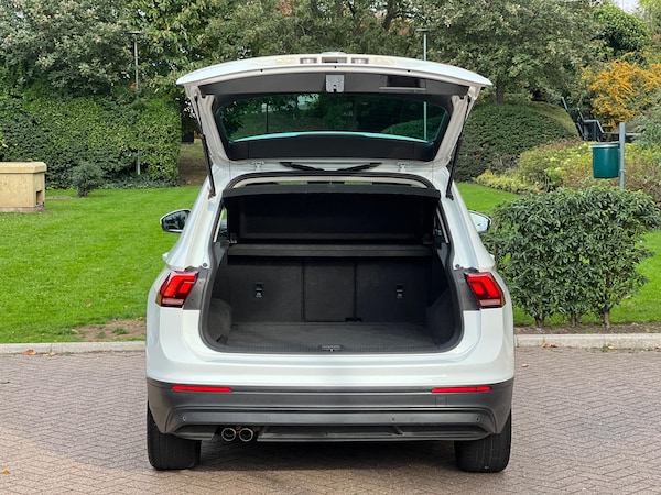 Used Volkswagen Tiguan 2020 for sale - 76158582: Photo 36