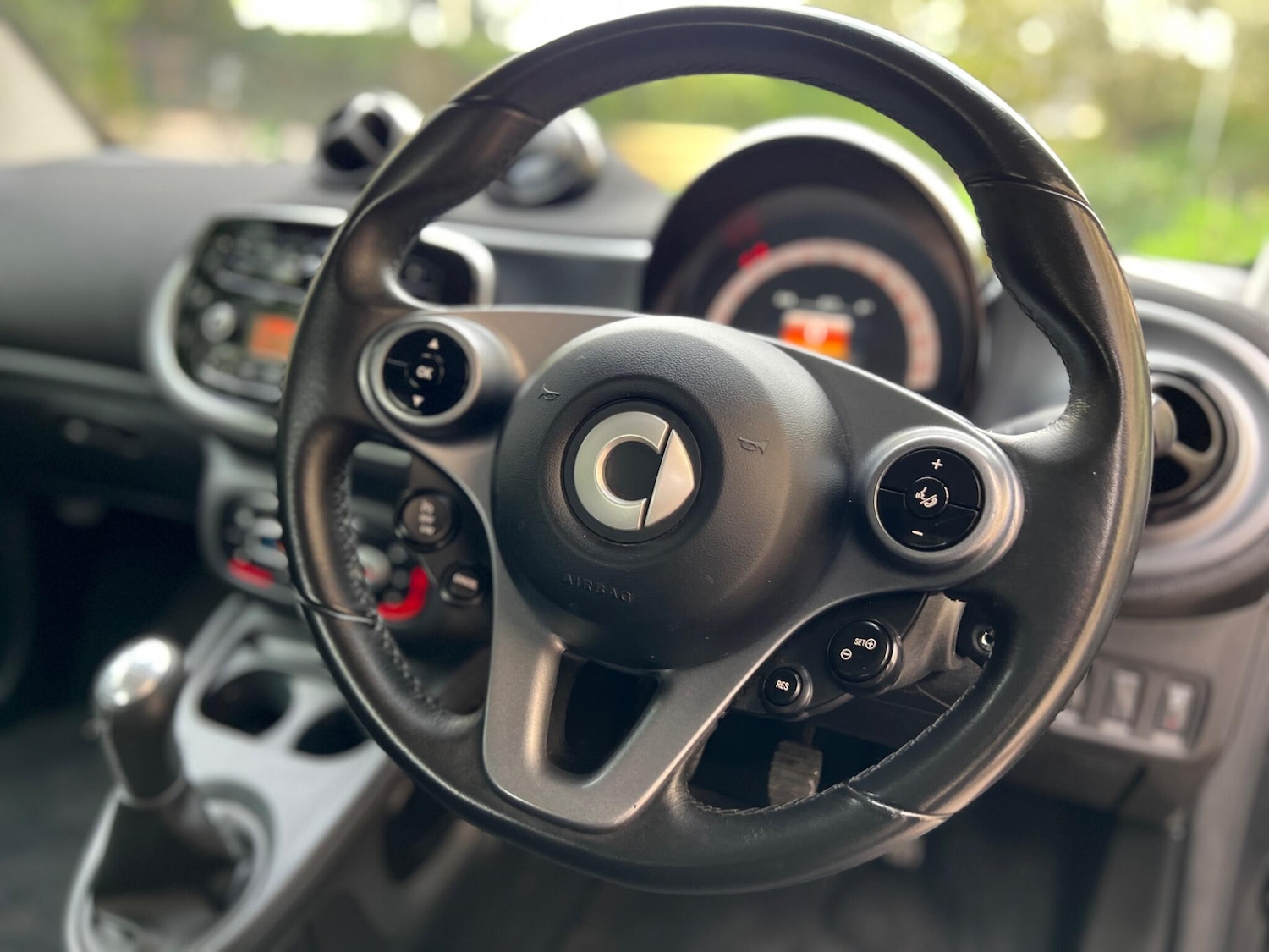 Used smart fortwo 2018 for sale - 76370328: Photo 24