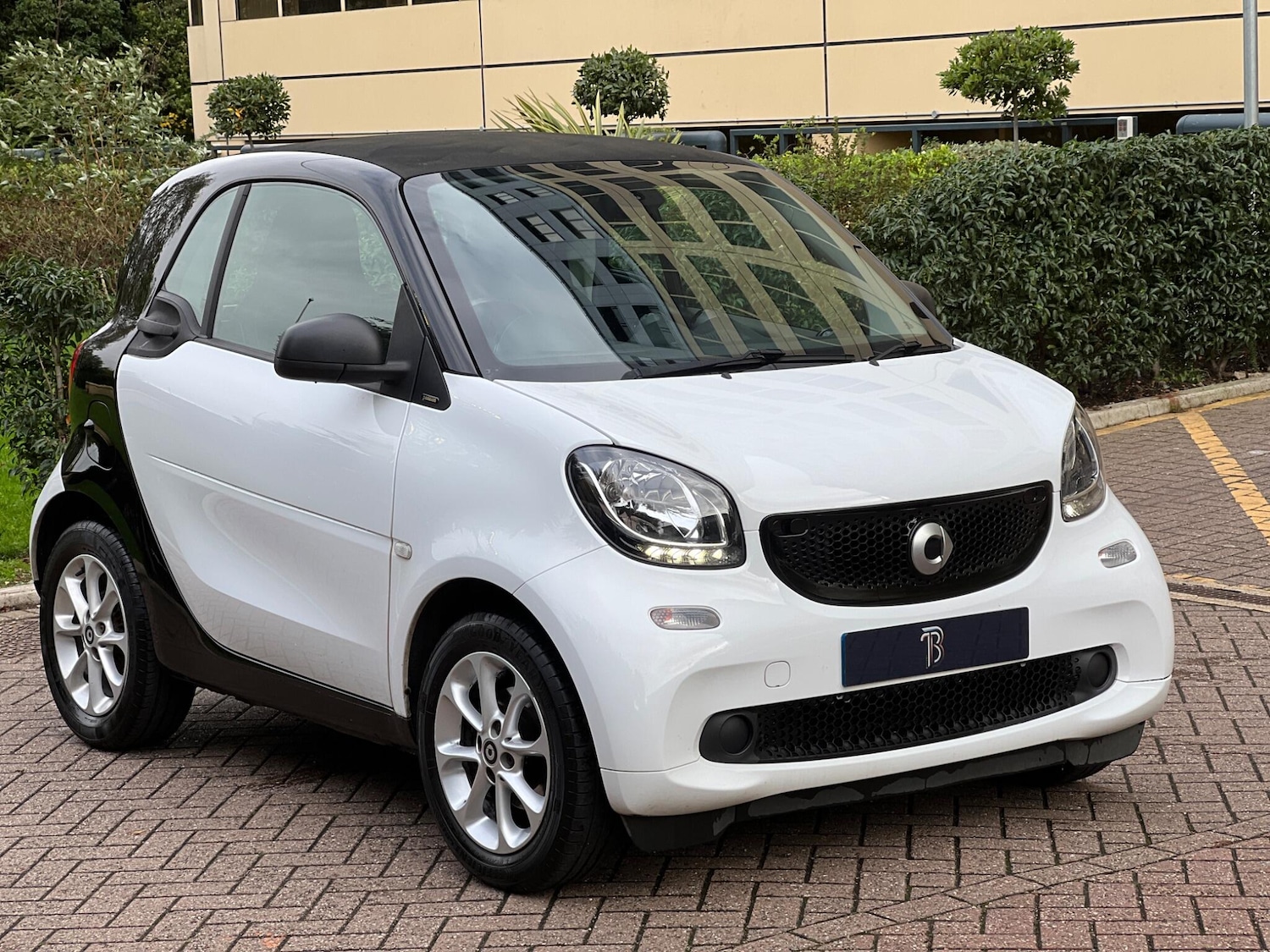 Used smart fortwo 2018 for sale - 76370328: Photo 6