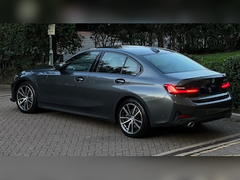 Used BMW 3 Series 2021 for sale - 76026490: Photo