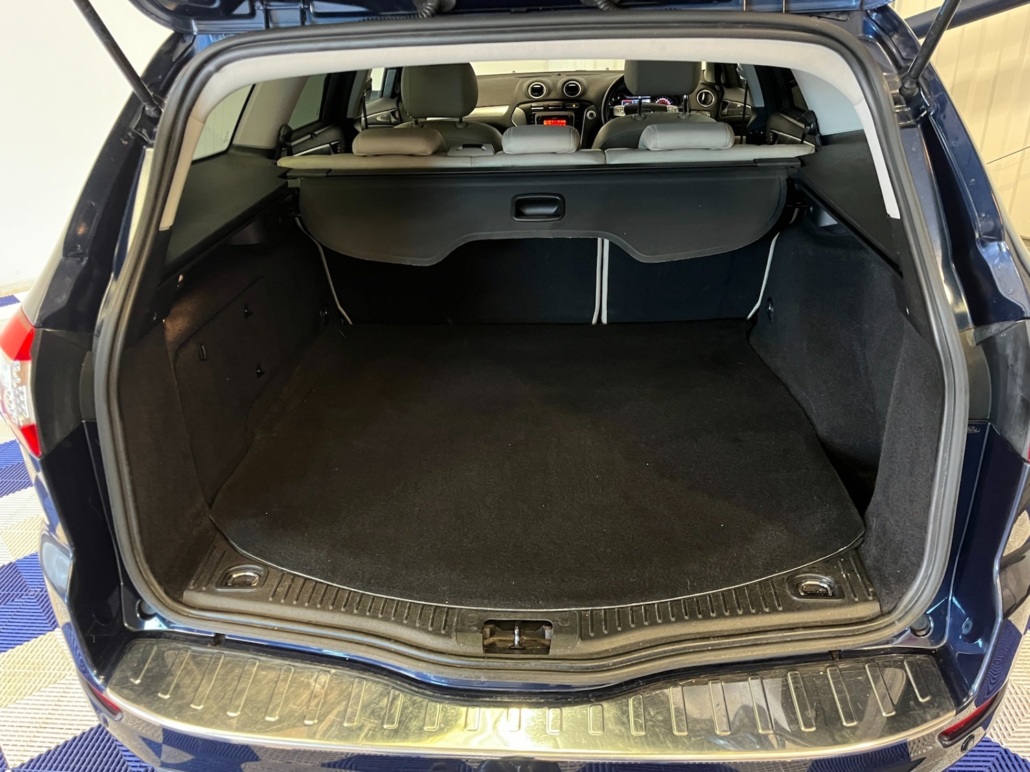 Used Ford Mondeo 2012 for sale - 76706783: Photo 41