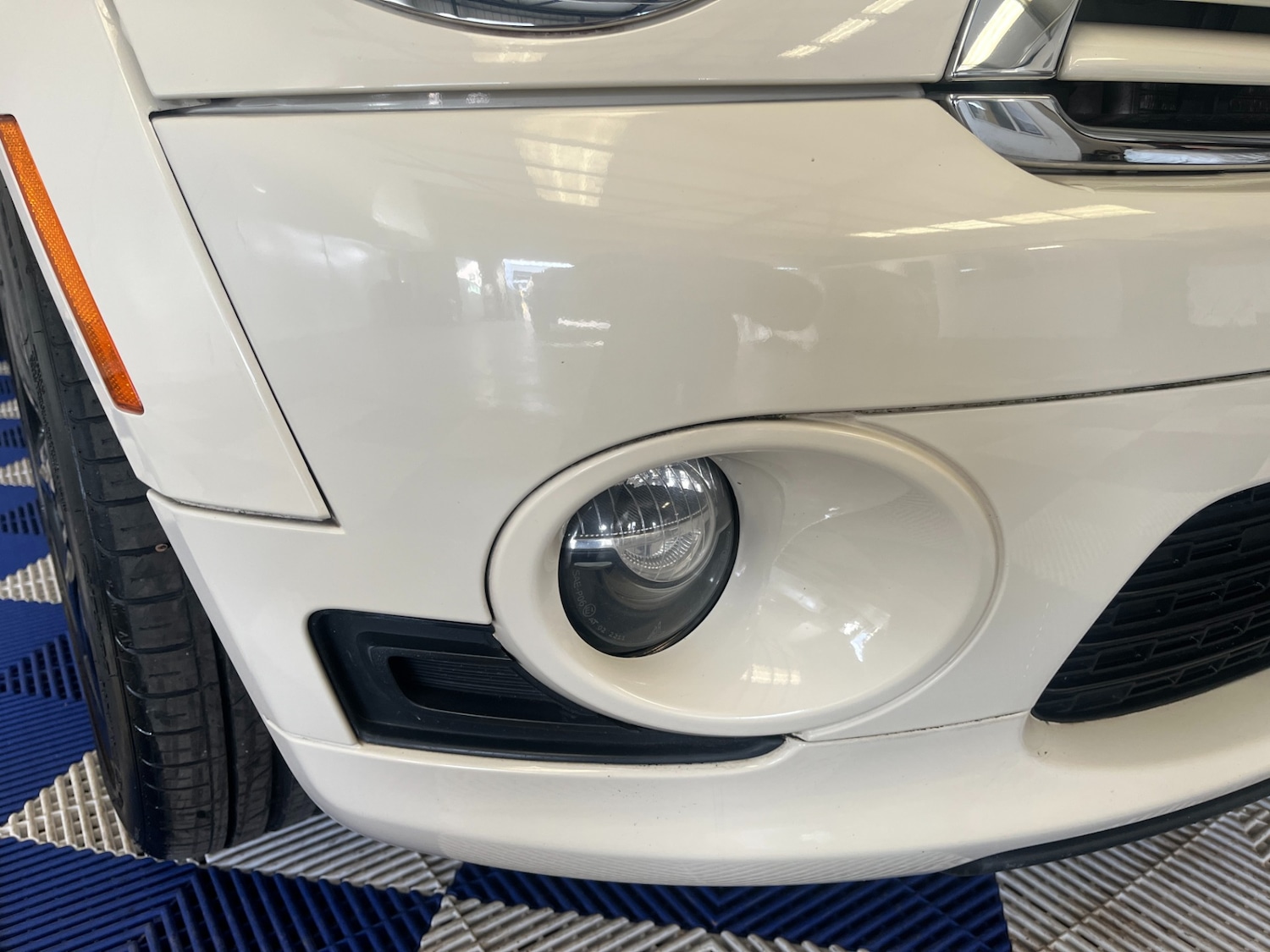 Used MINI Convertible 2010 for sale - 77651732: Photo 13