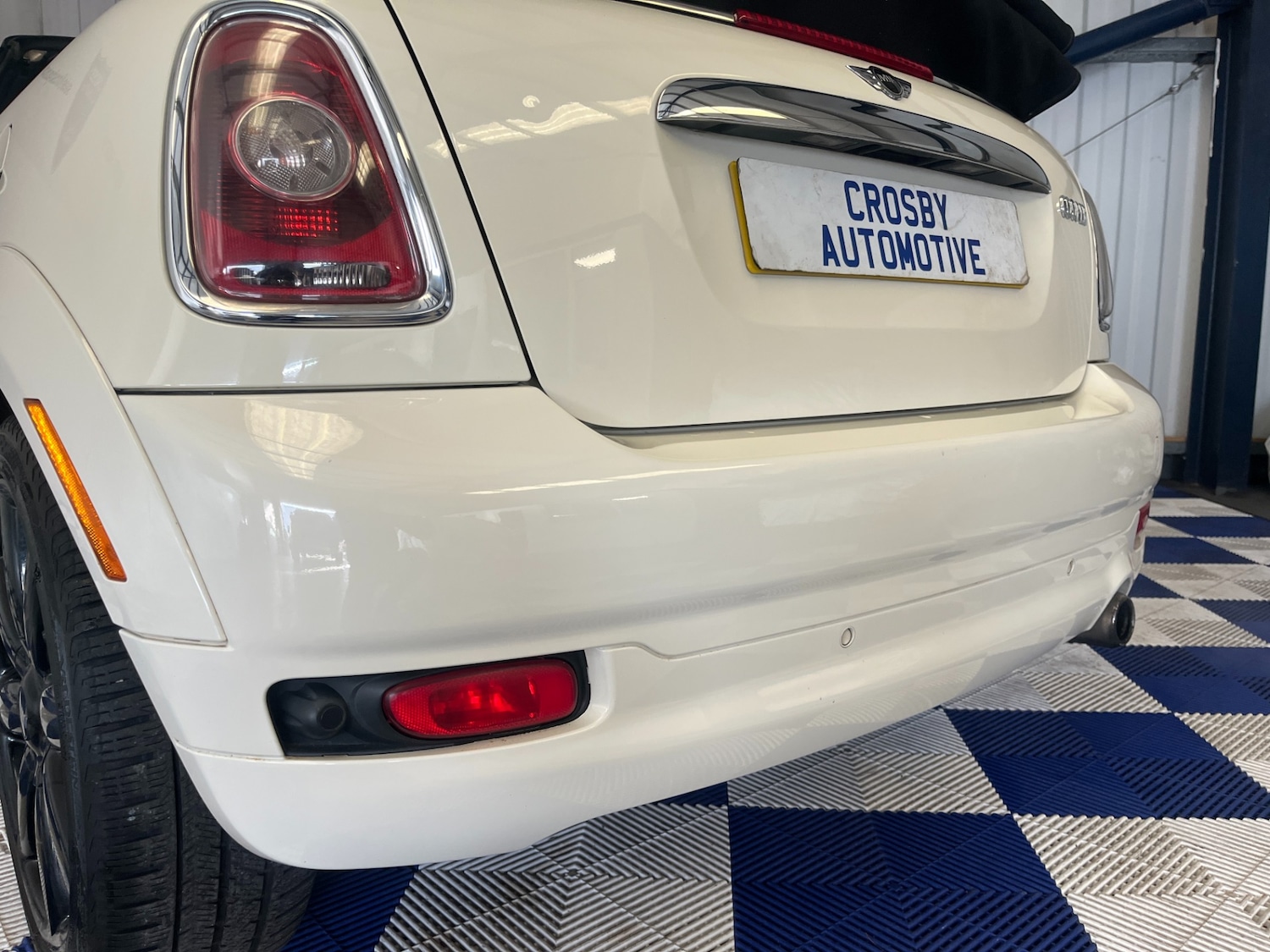 Used MINI Convertible 2010 for sale - 77651732: Photo 31