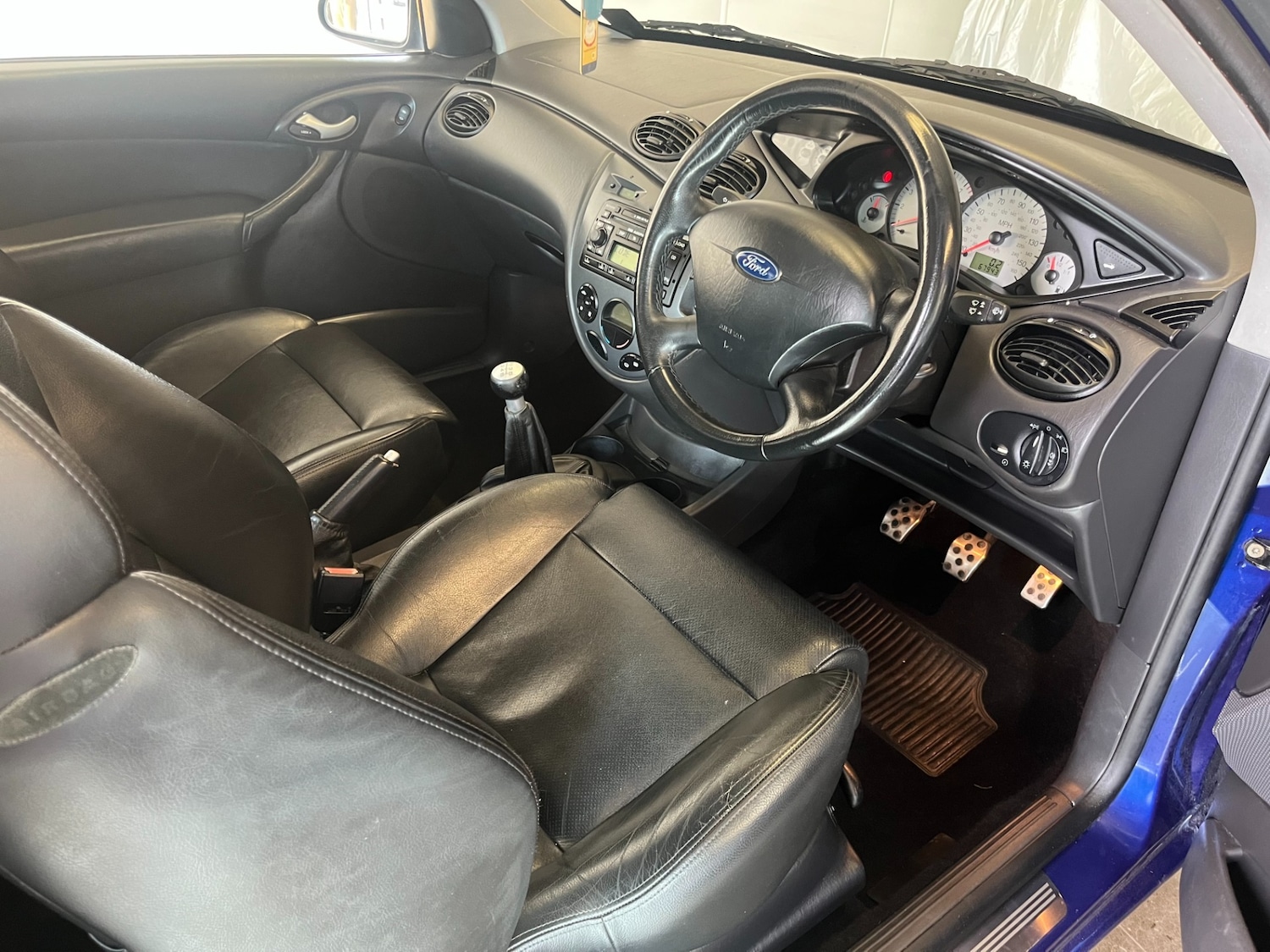 Used Ford Focus 2004 for sale - 77543868: Photo 20