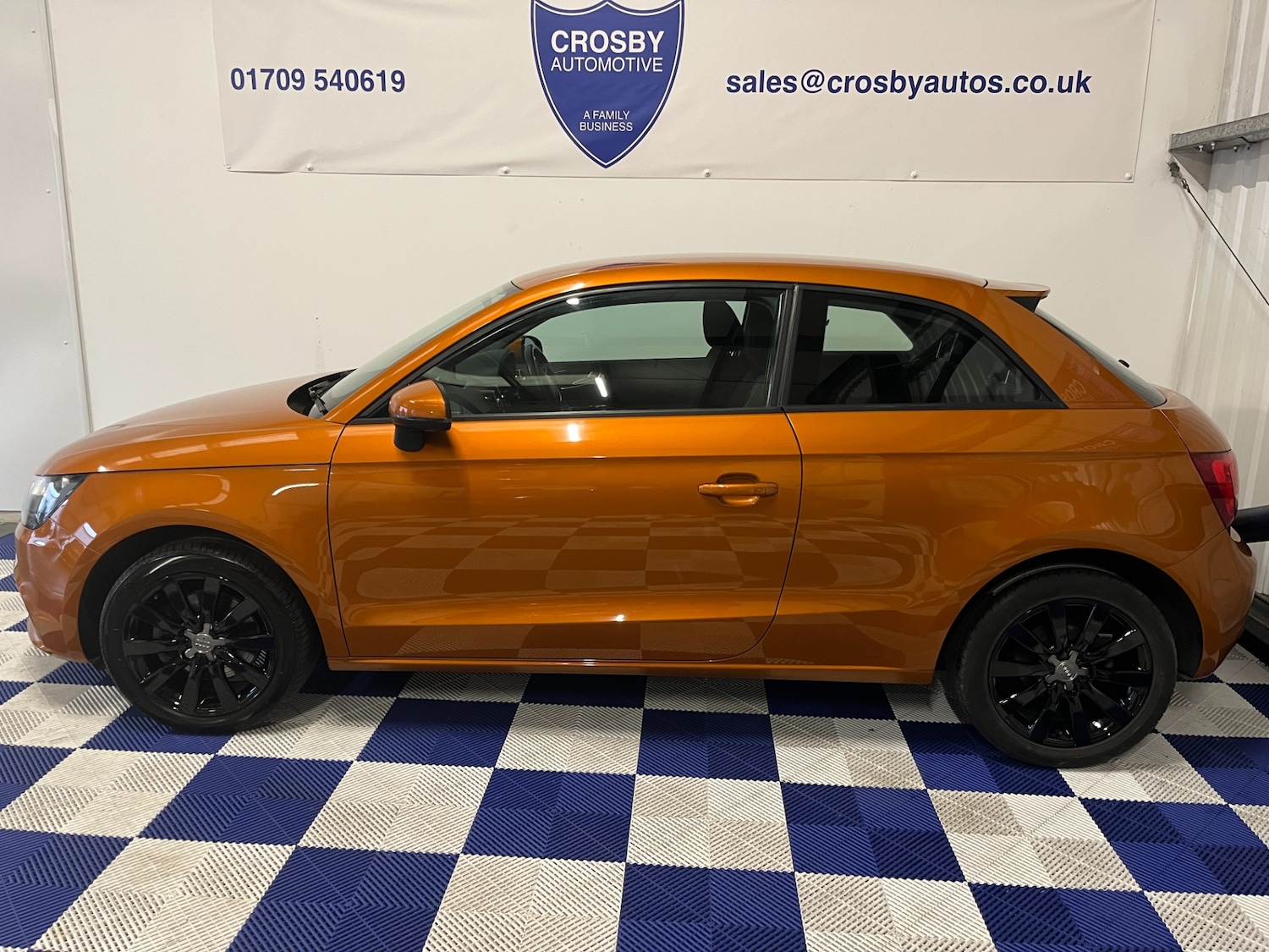 Used Audi A1 2013 for sale - 76613569: Photo 2