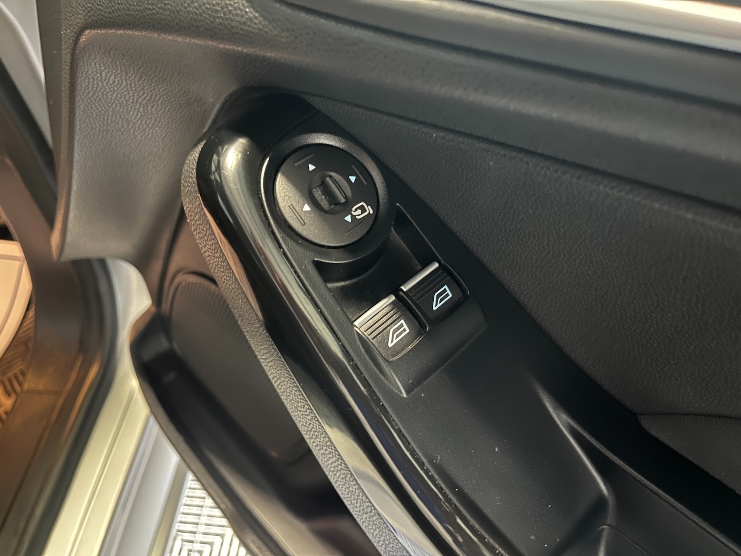 Used Ford Fiesta 2014 for sale - 78122105: Photo 16