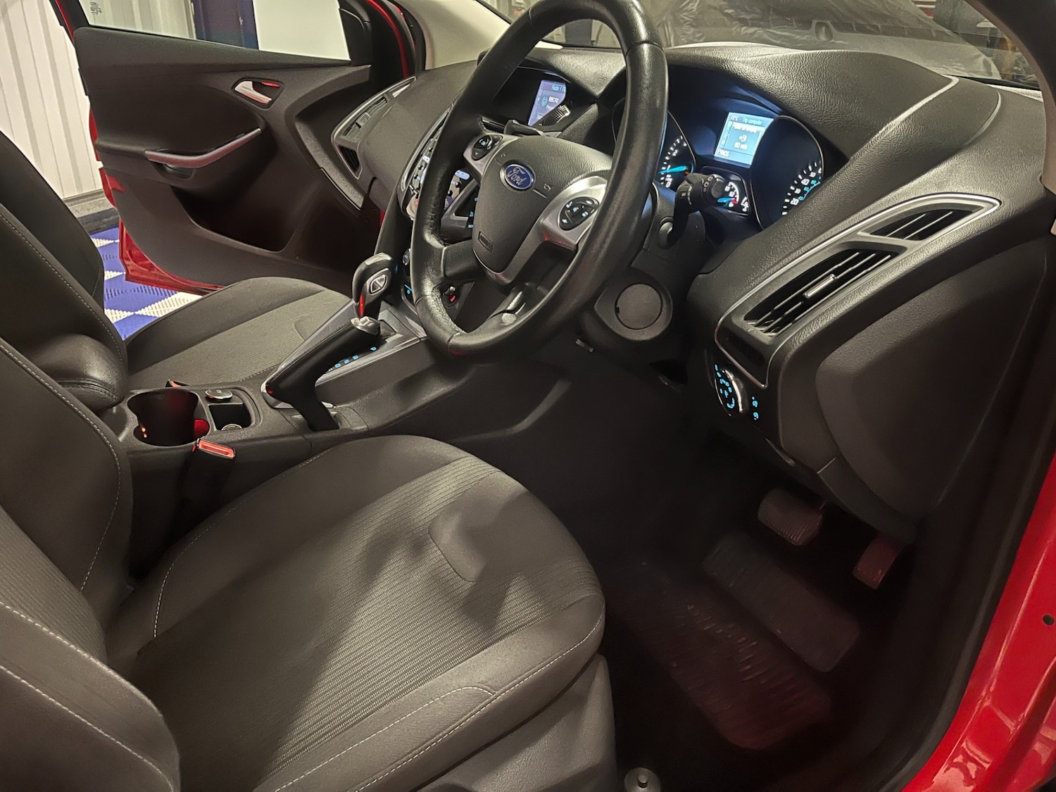 Used Ford Focus 2014 for sale - 76323880: Photo 13
